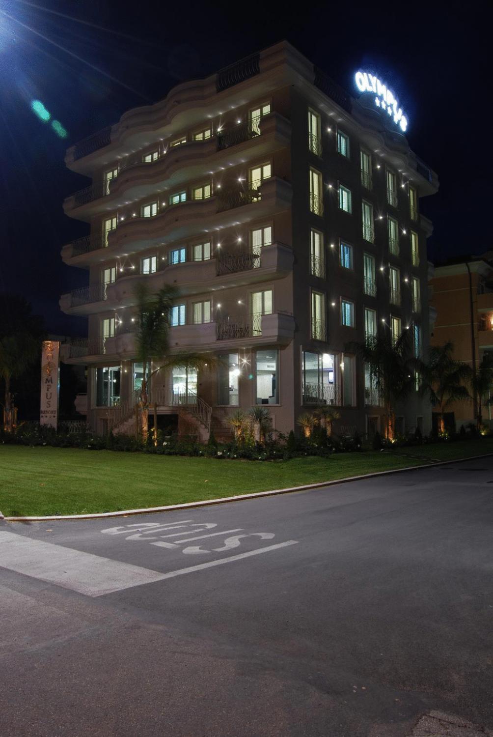 Olympus Resort Alba Adriatica Eksteriør bilde
